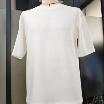 NewTee｜細身男性のために設計したTシャツ